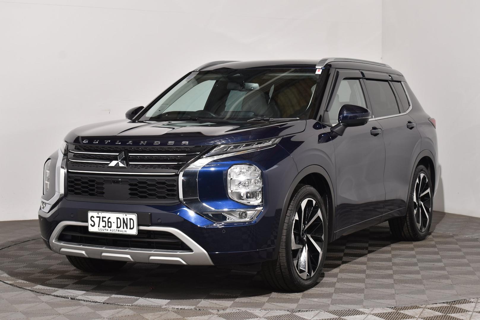 2022 Mitsubishi Outlander Exceed — photo 13