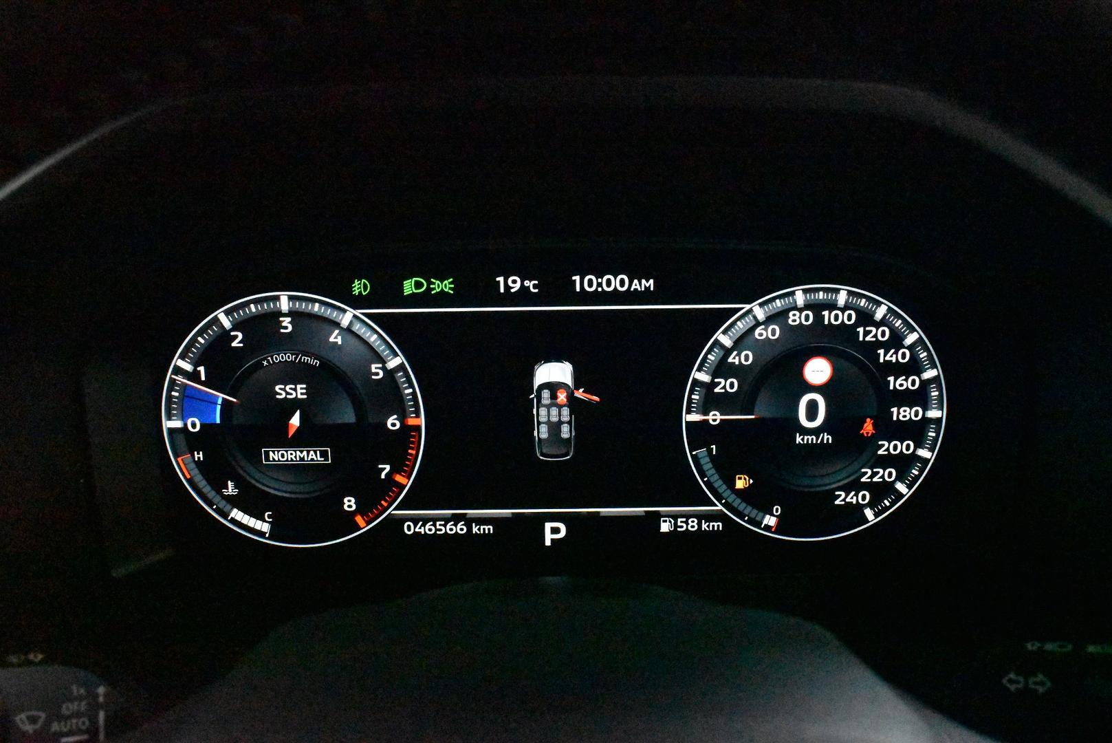 2022 Mitsubishi Outlander Exceed — photo 25