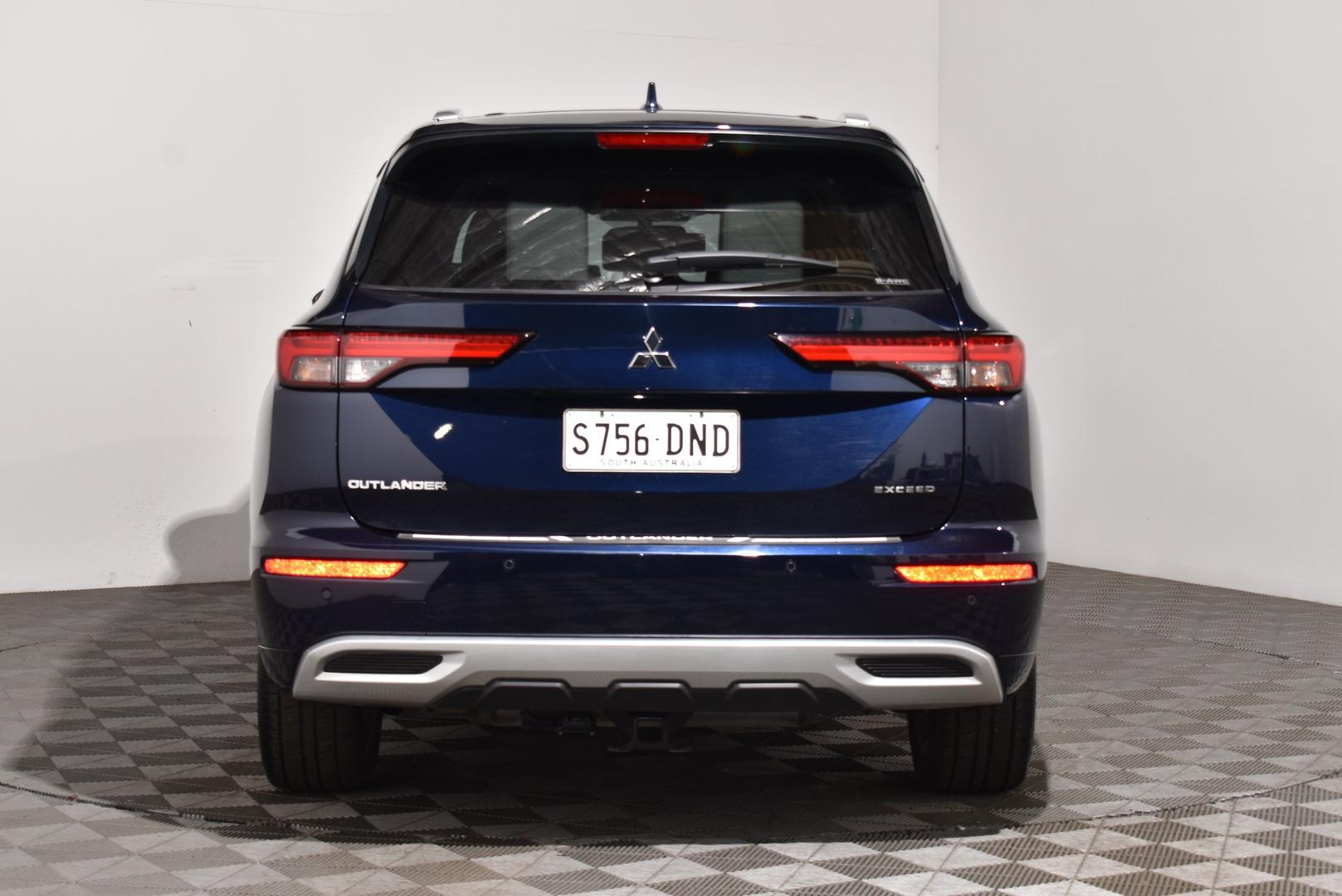 2022 Mitsubishi Outlander Exceed — photo 4