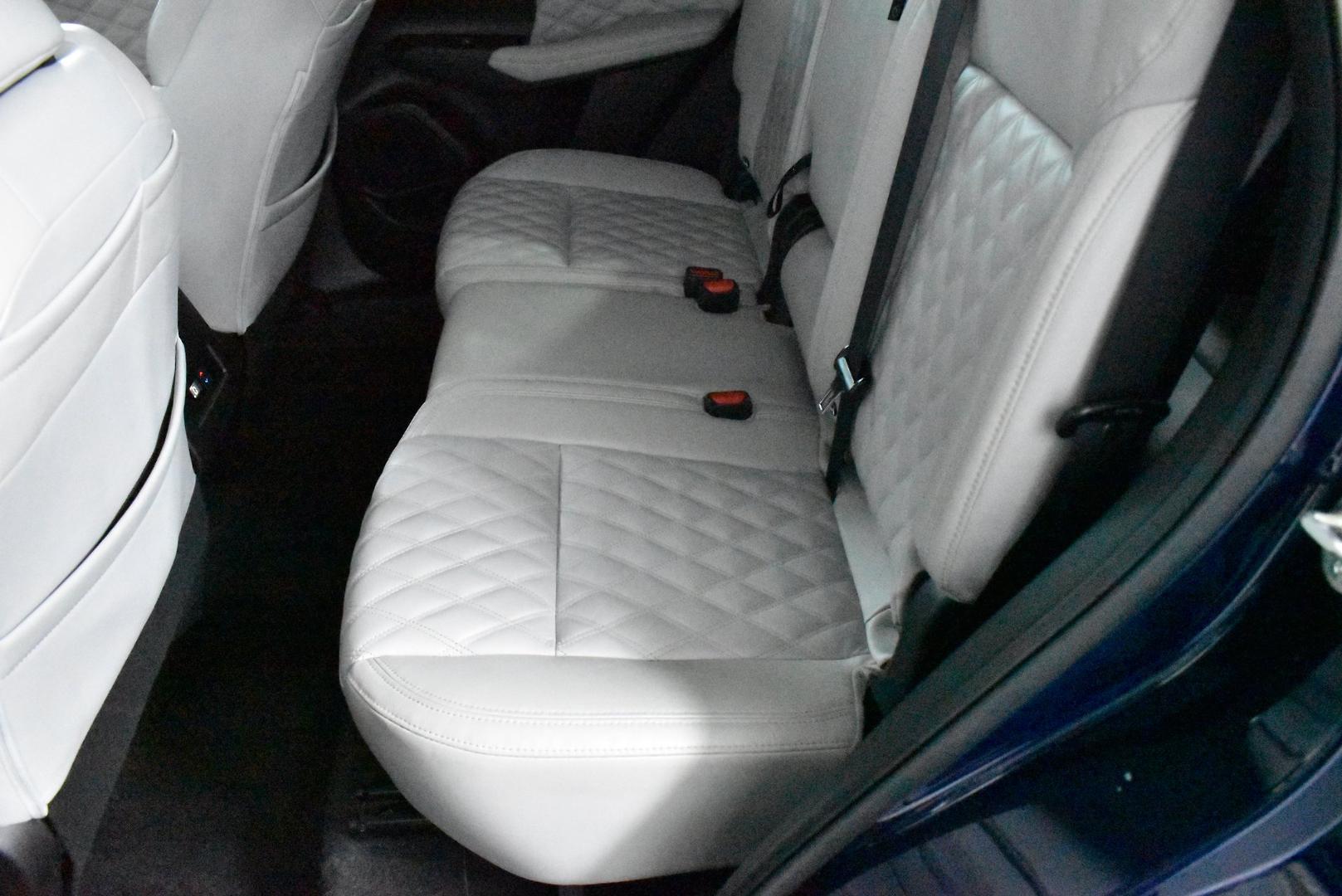 2022 Mitsubishi Outlander Exceed — photo 8
