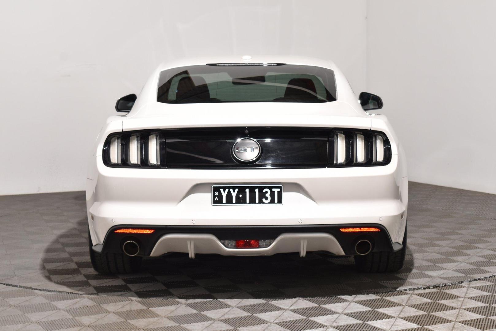 2016 Ford Mustang GT — photo 4