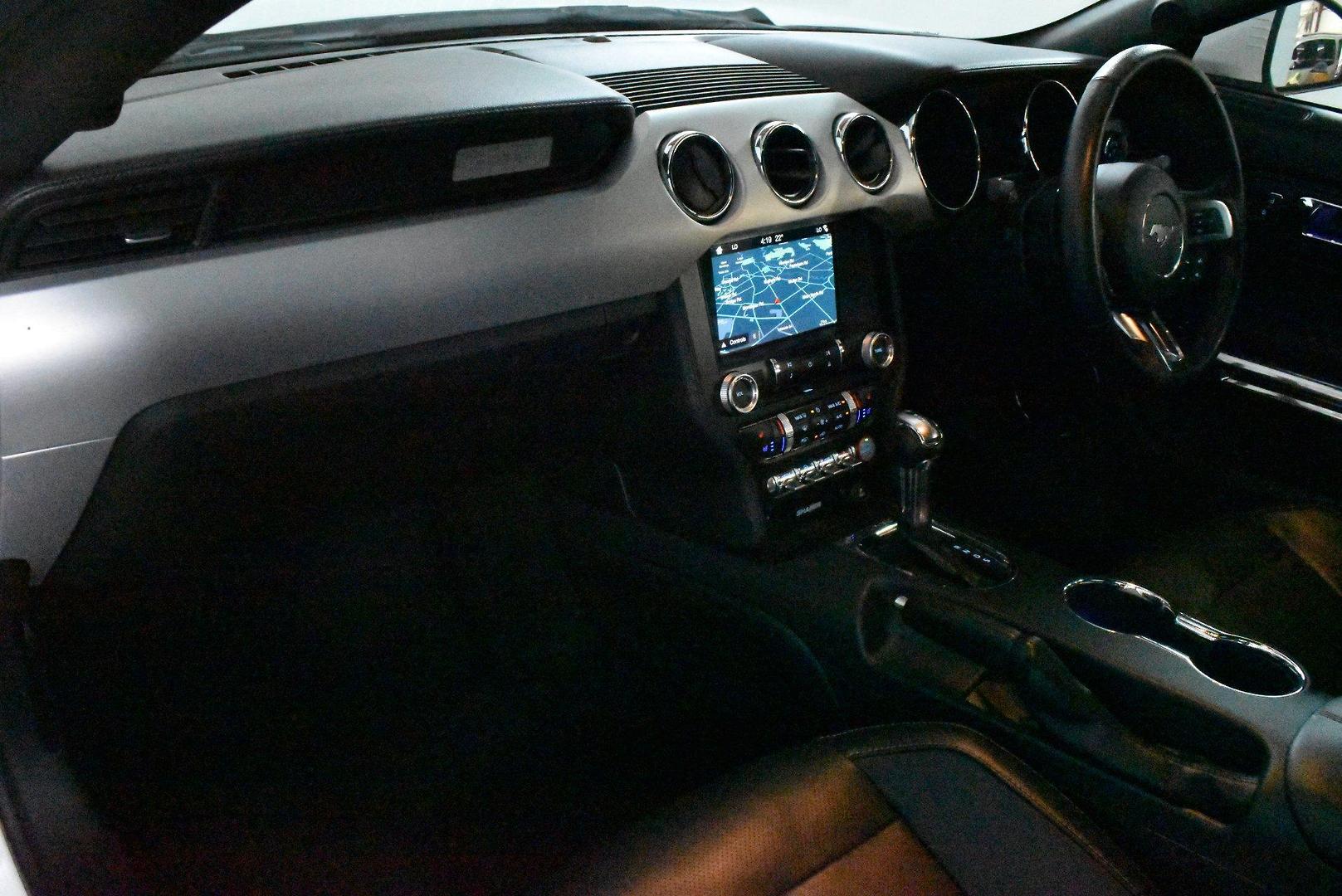 2016 Ford Mustang GT — photo 6