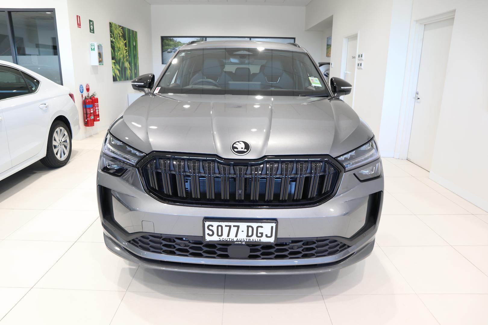 2025 SKODA Kodiaq 140TSI Sportline — photo 2