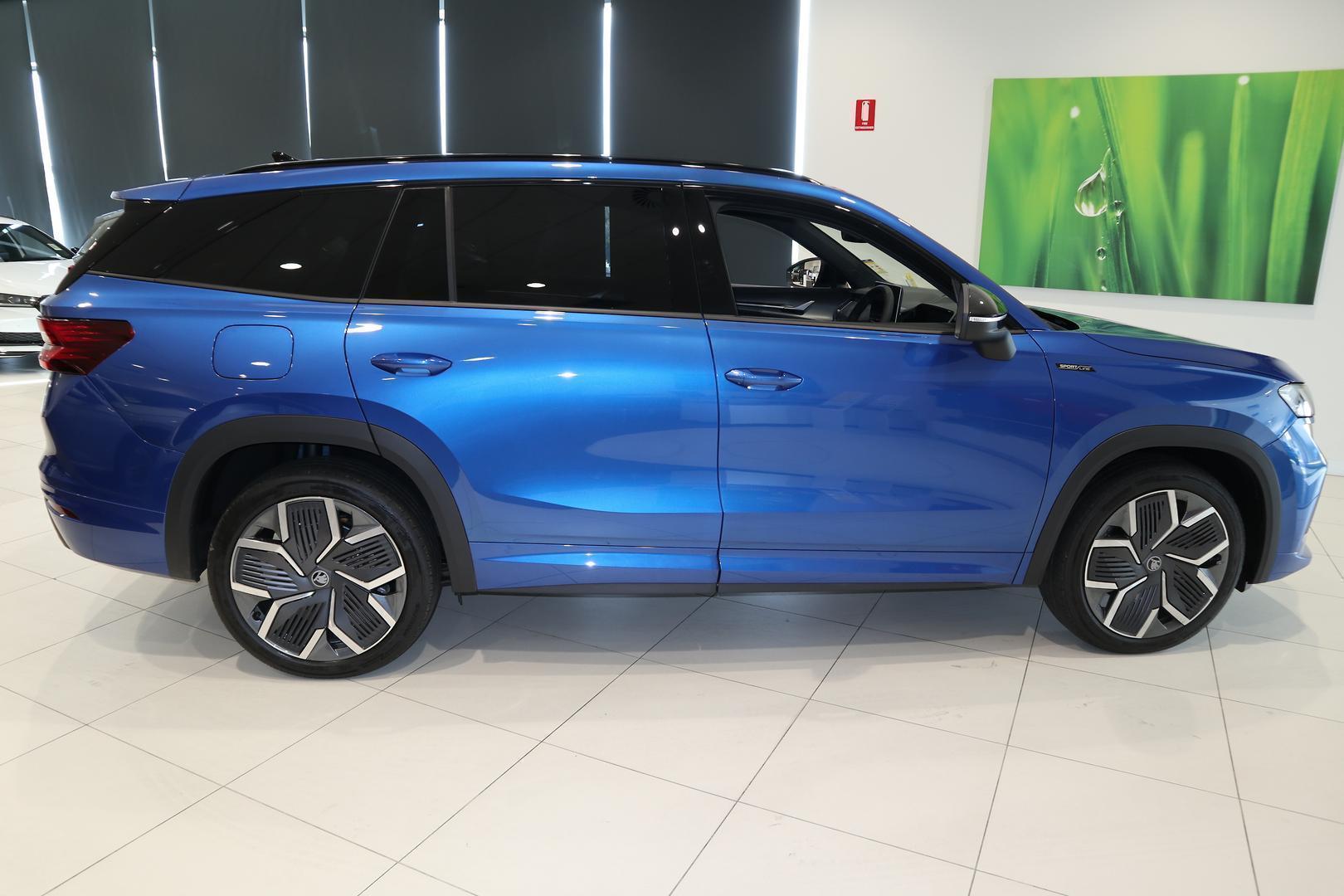 2025 SKODA Kodiaq 140TSI Sportline — photo 8