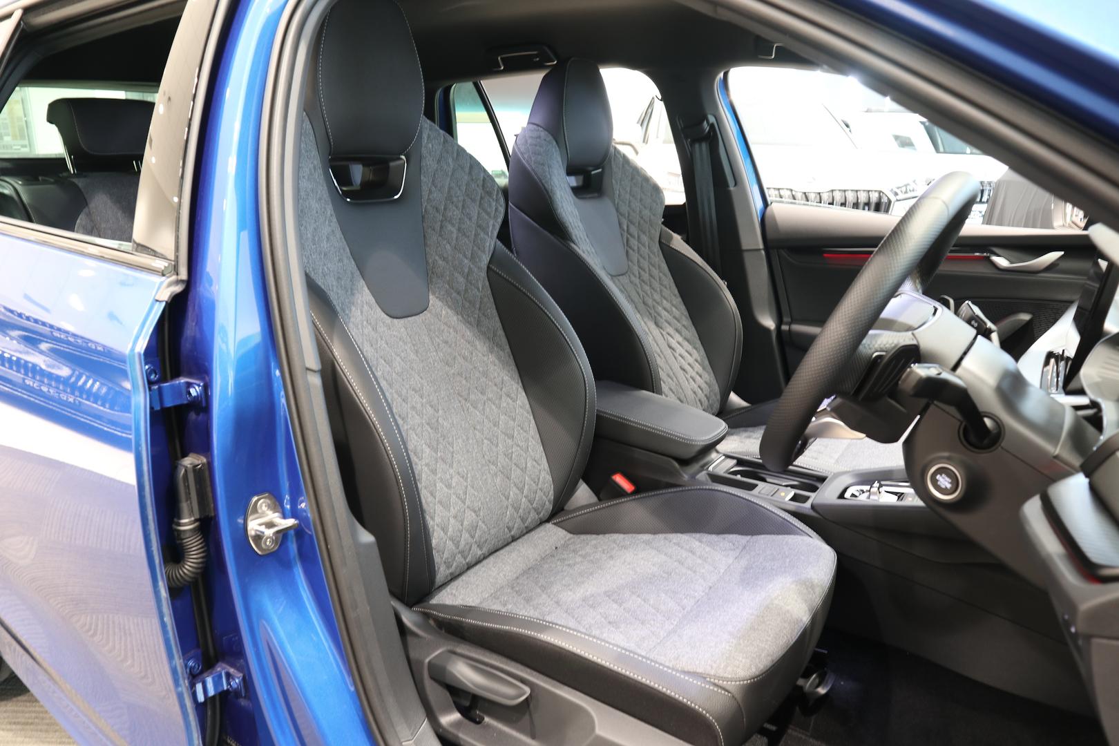 2025 SKODA Octavia 110TSI SportLine — photo 12