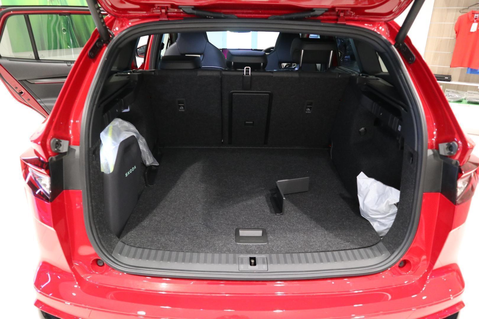 2025 SKODA Enyaq 85 Sportline — photo 28