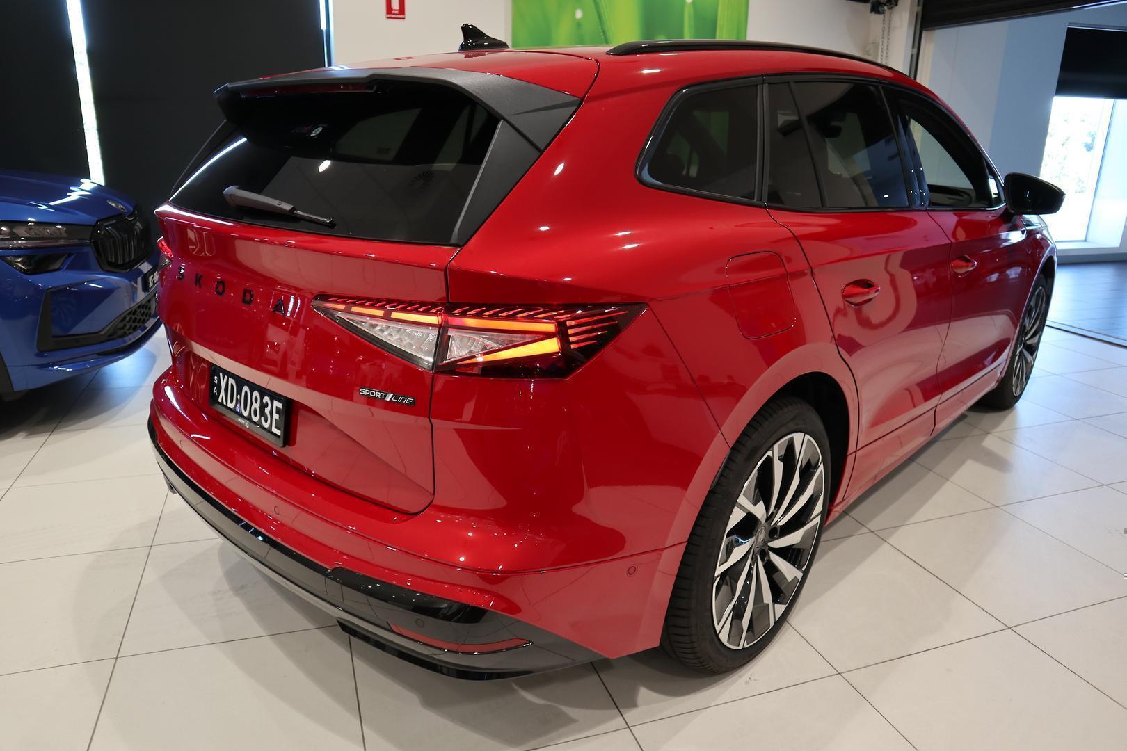2025 SKODA Enyaq 85 Sportline — photo 7