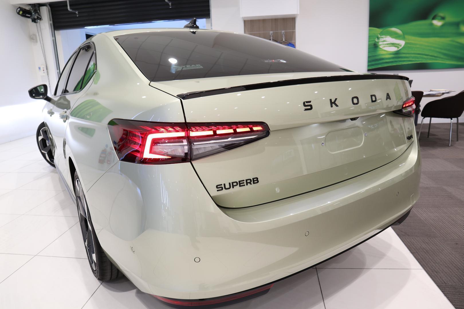 2025 SKODA Superb 195TSI Sportline — photo 14