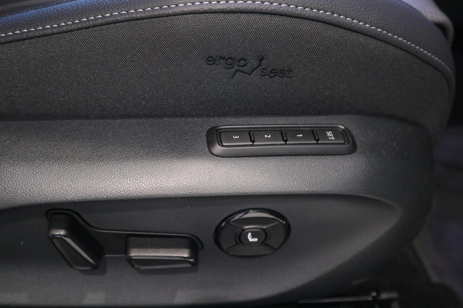 2025 SKODA Superb 195TSI Sportline — photo 21