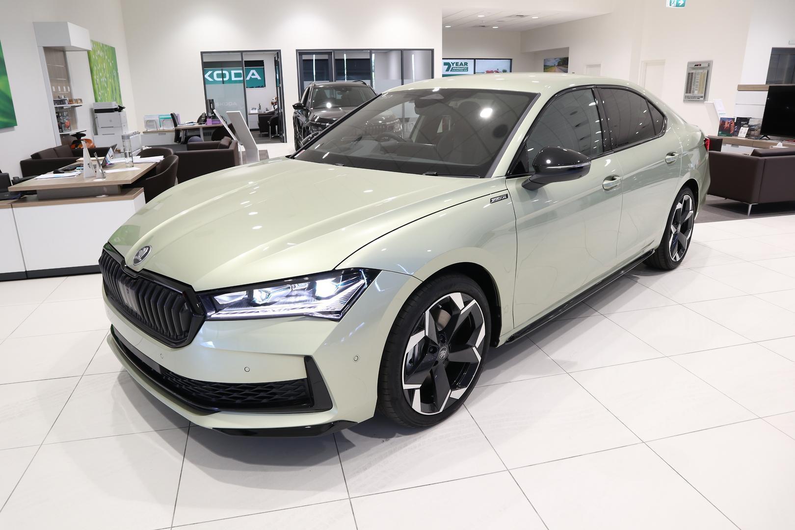 2025 SKODA Superb 195TSI Sportline — photo 3