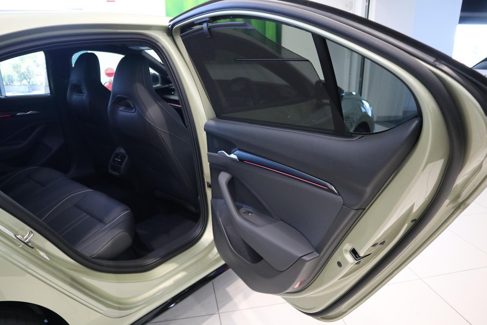 2025 SKODA Superb 195TSI Sportline — photo 34