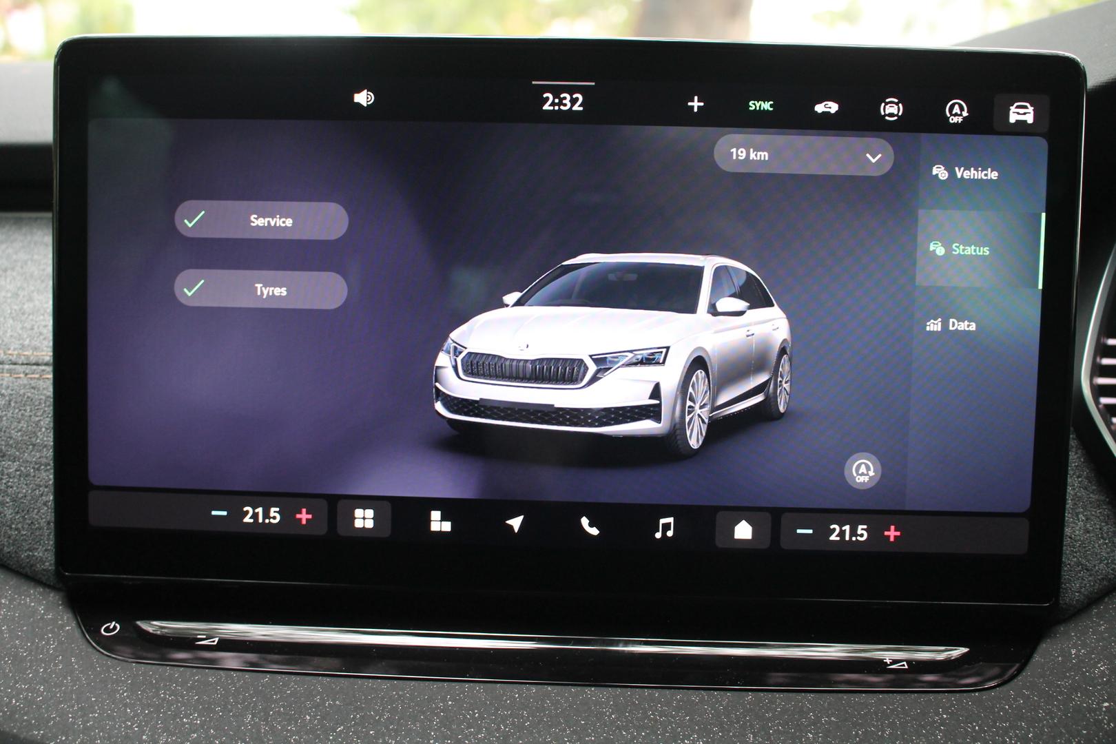 2025 SKODA Octavia 110TSI Select — photo 11