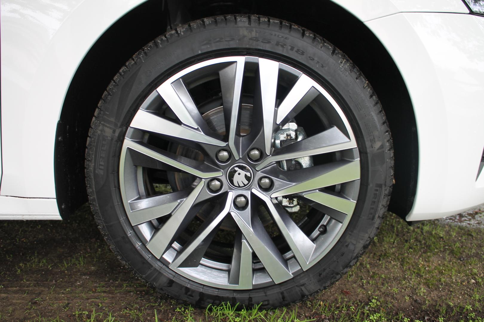 2025 SKODA Octavia 110TSI Select — photo 21