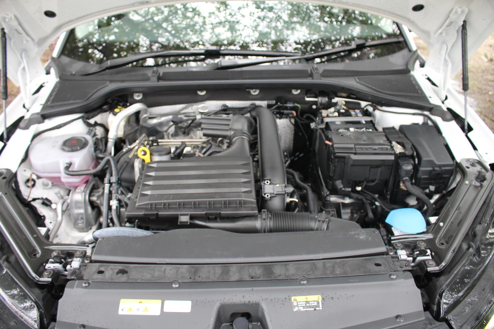 2025 SKODA Octavia 110TSI Select — photo 25