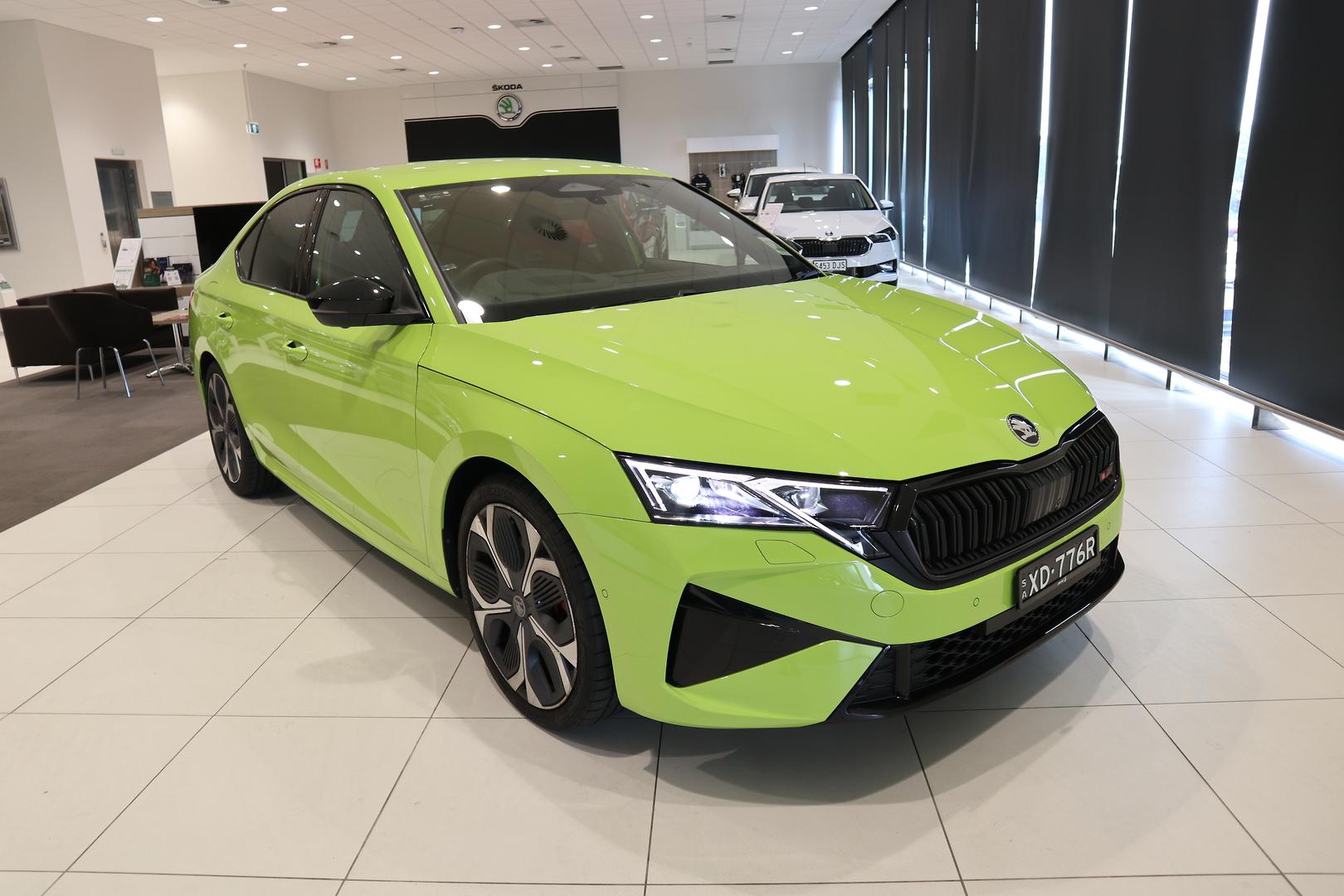 2025 SKODA Octavia RS — photo 1