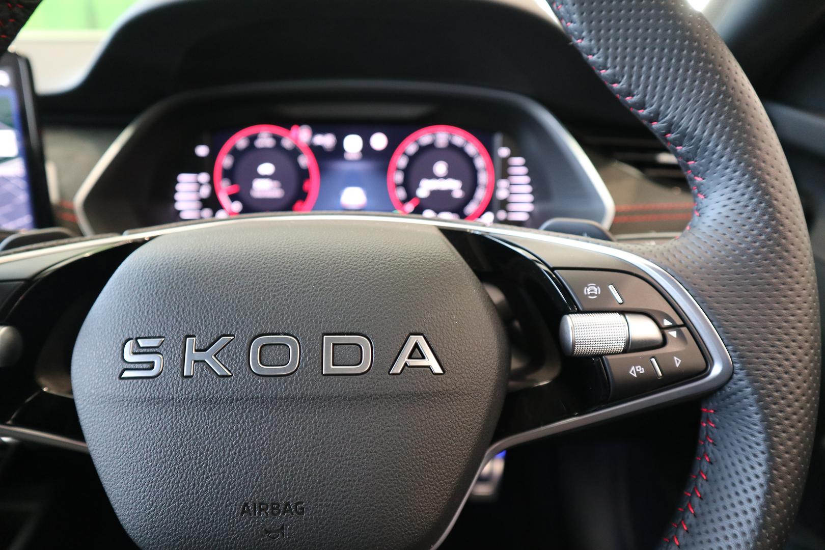 2025 SKODA Octavia RS — photo 15