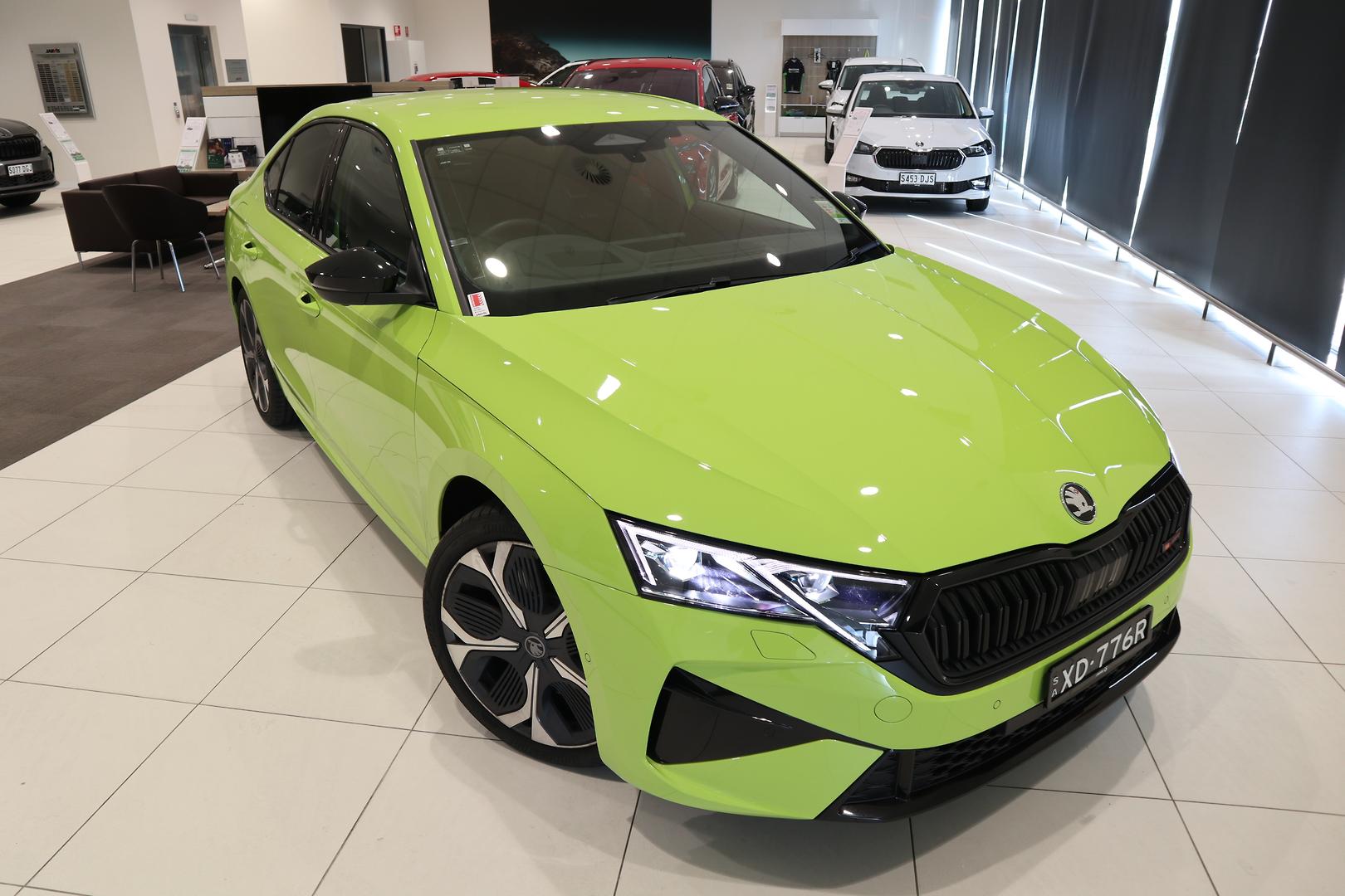 2025 SKODA Octavia RS — photo 8