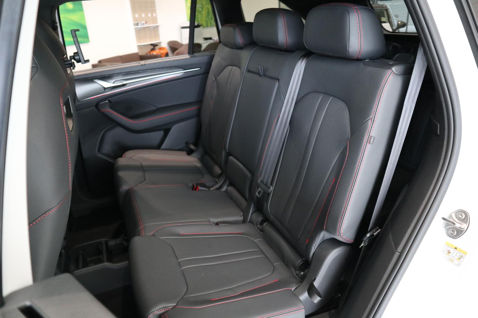 2025 SKODA Kodiaq RS — photo 27