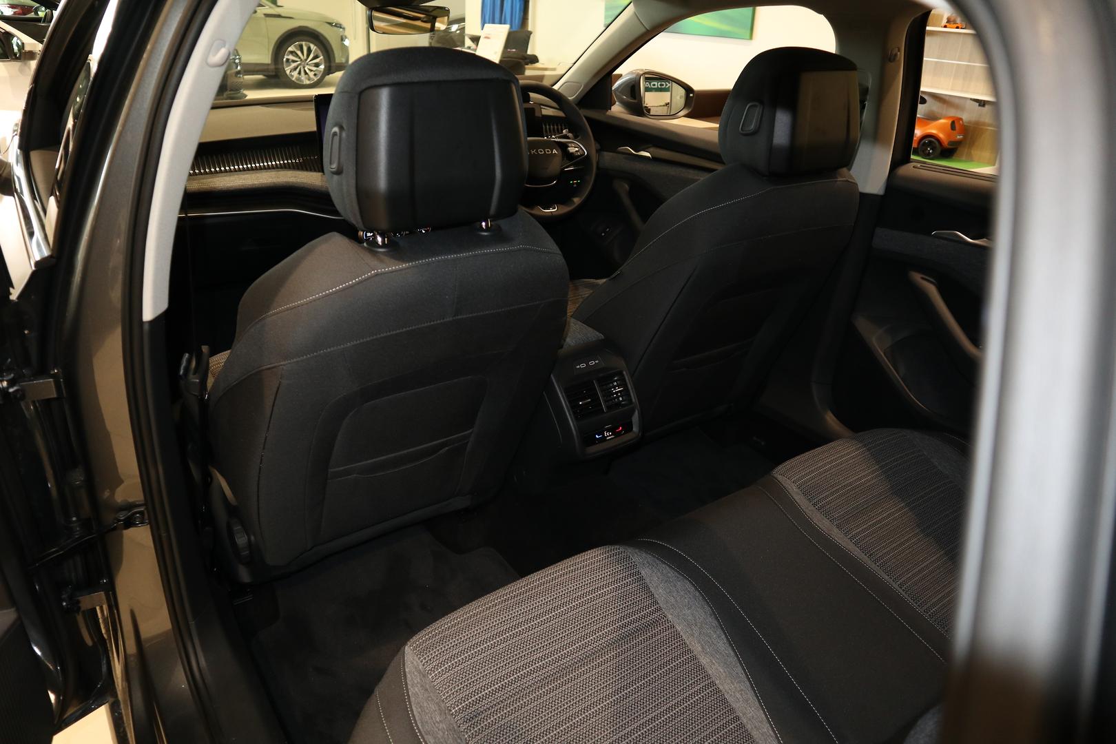 2026 SKODA Superb Select PHEV — photo 21