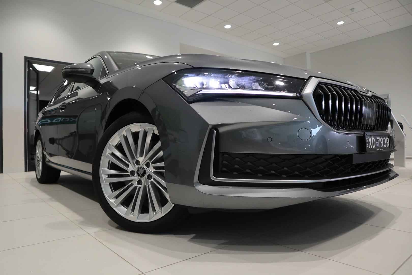 2026 SKODA Superb Select PHEV — photo 25