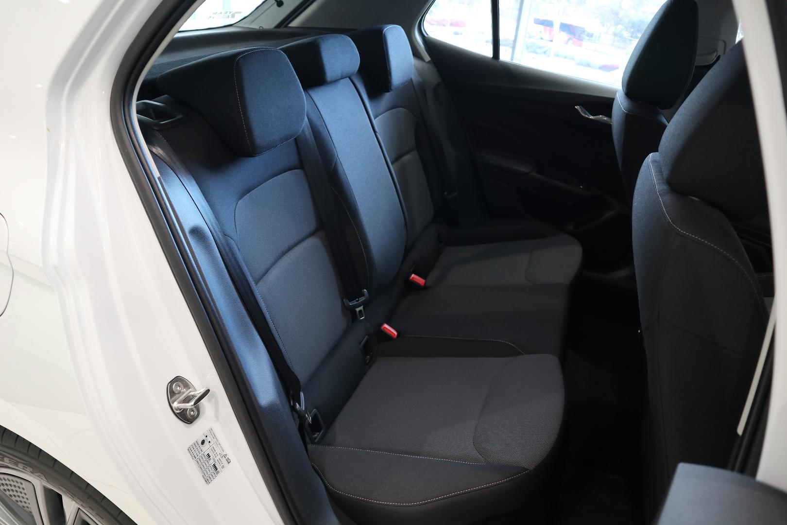 2026 SKODA Fabia 85TSI Select — photo 17