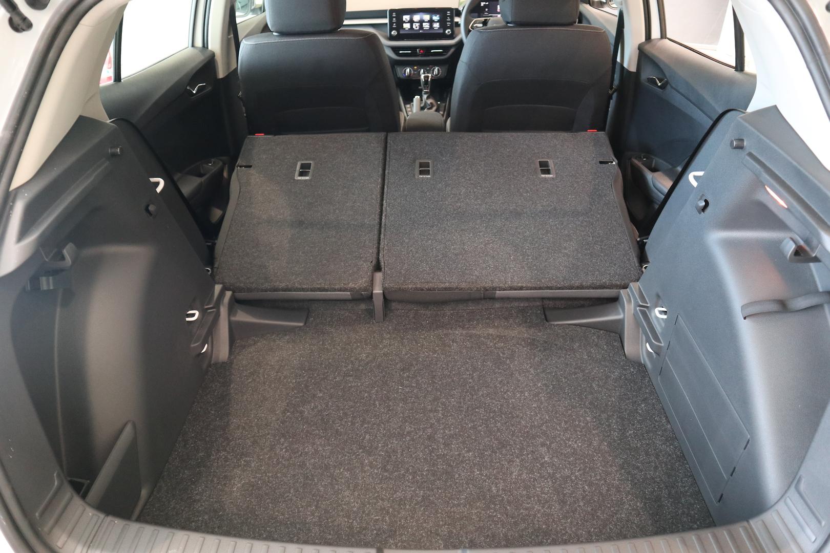 2026 SKODA Fabia 85TSI Select — photo 29