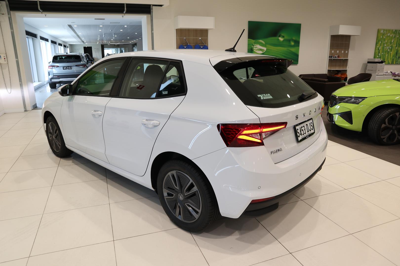 2026 SKODA Fabia 85TSI Select — photo 4