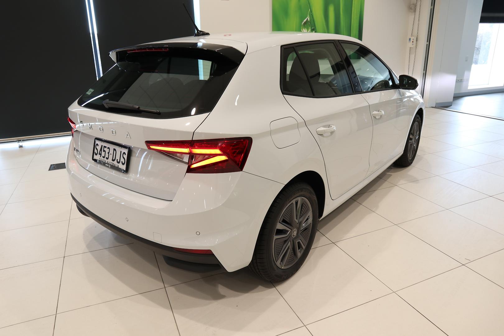 2026 SKODA Fabia 85TSI Select — photo 6