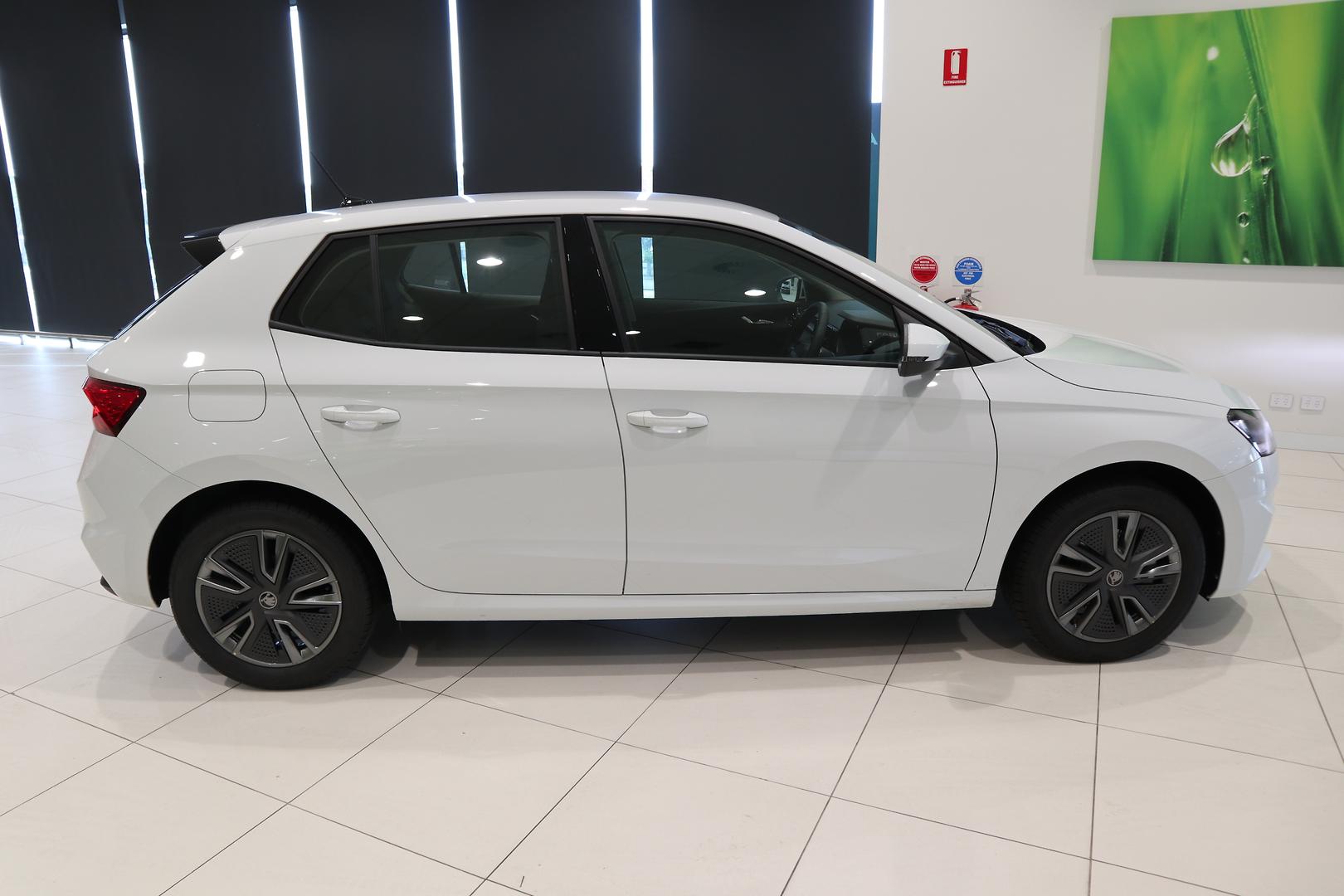 2026 SKODA Fabia 85TSI Select — photo 7