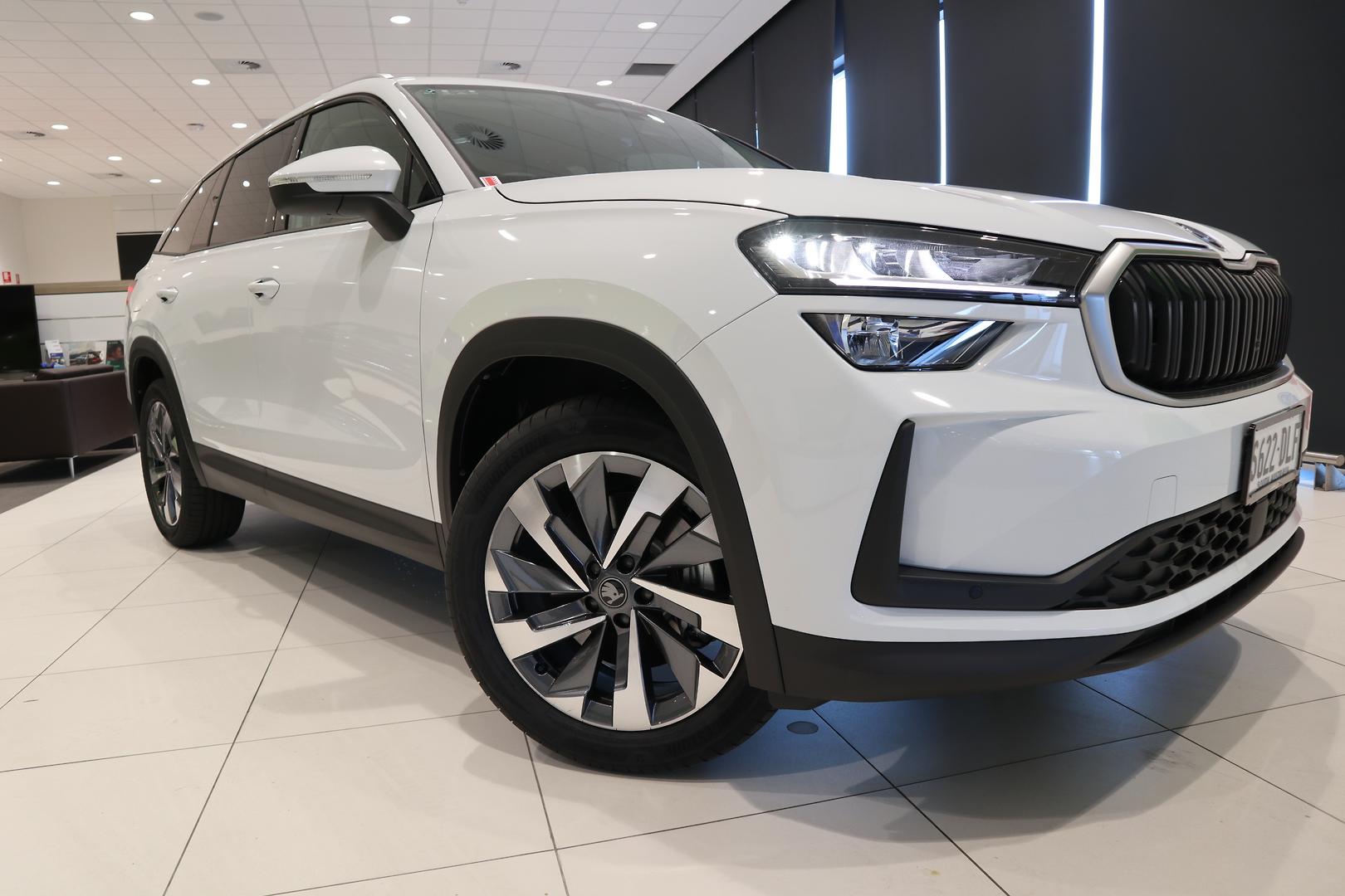 2026 SKODA Kodiaq Select mHEV — photo 10