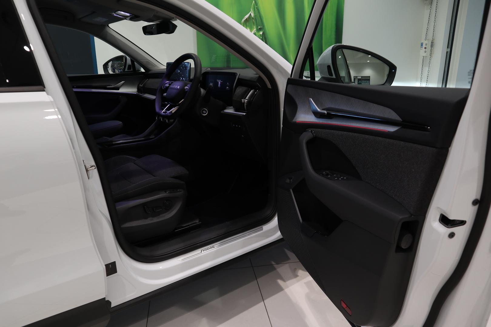 2026 SKODA Kodiaq Select mHEV — photo 13