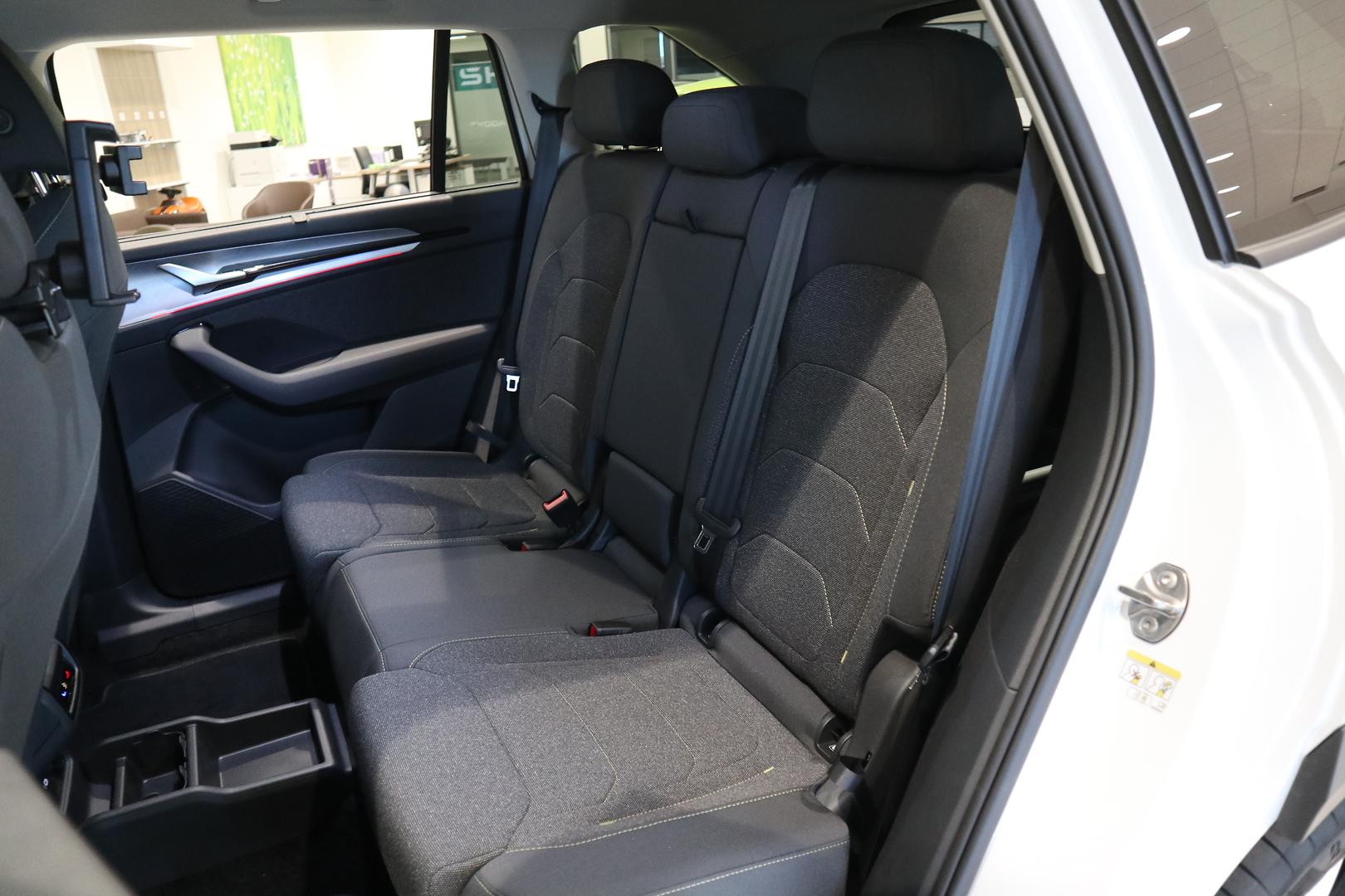 2026 SKODA Kodiaq Select mHEV — photo 29