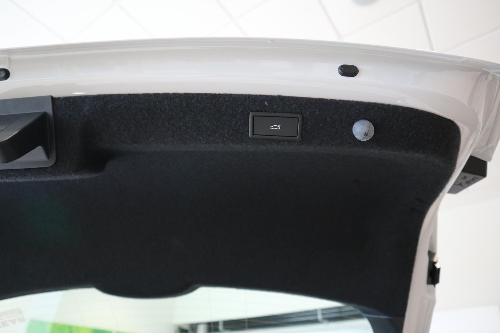 2026 SKODA Octavia Select mHEV — photo 14