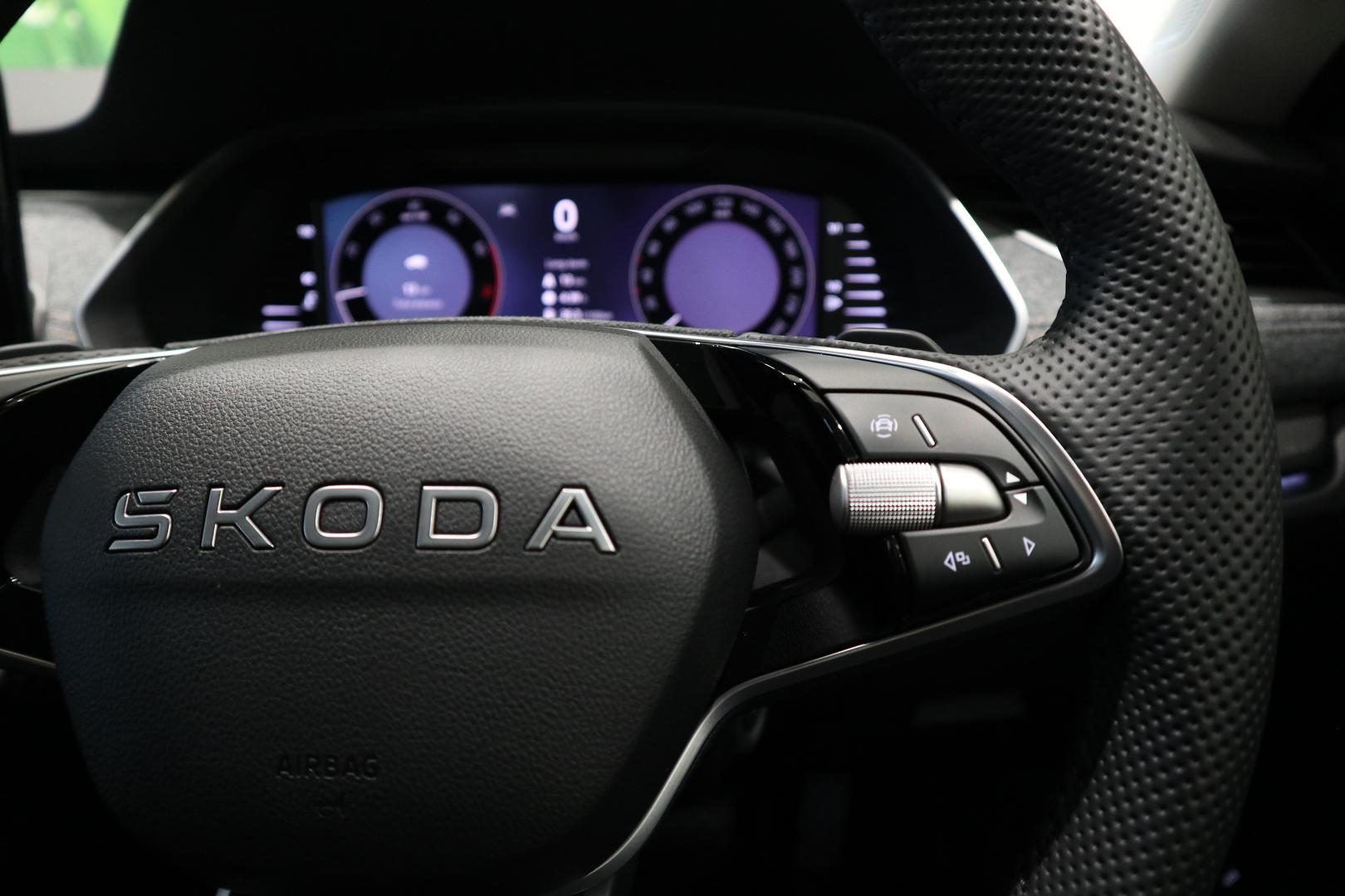 2026 SKODA Octavia Select mHEV — photo 13