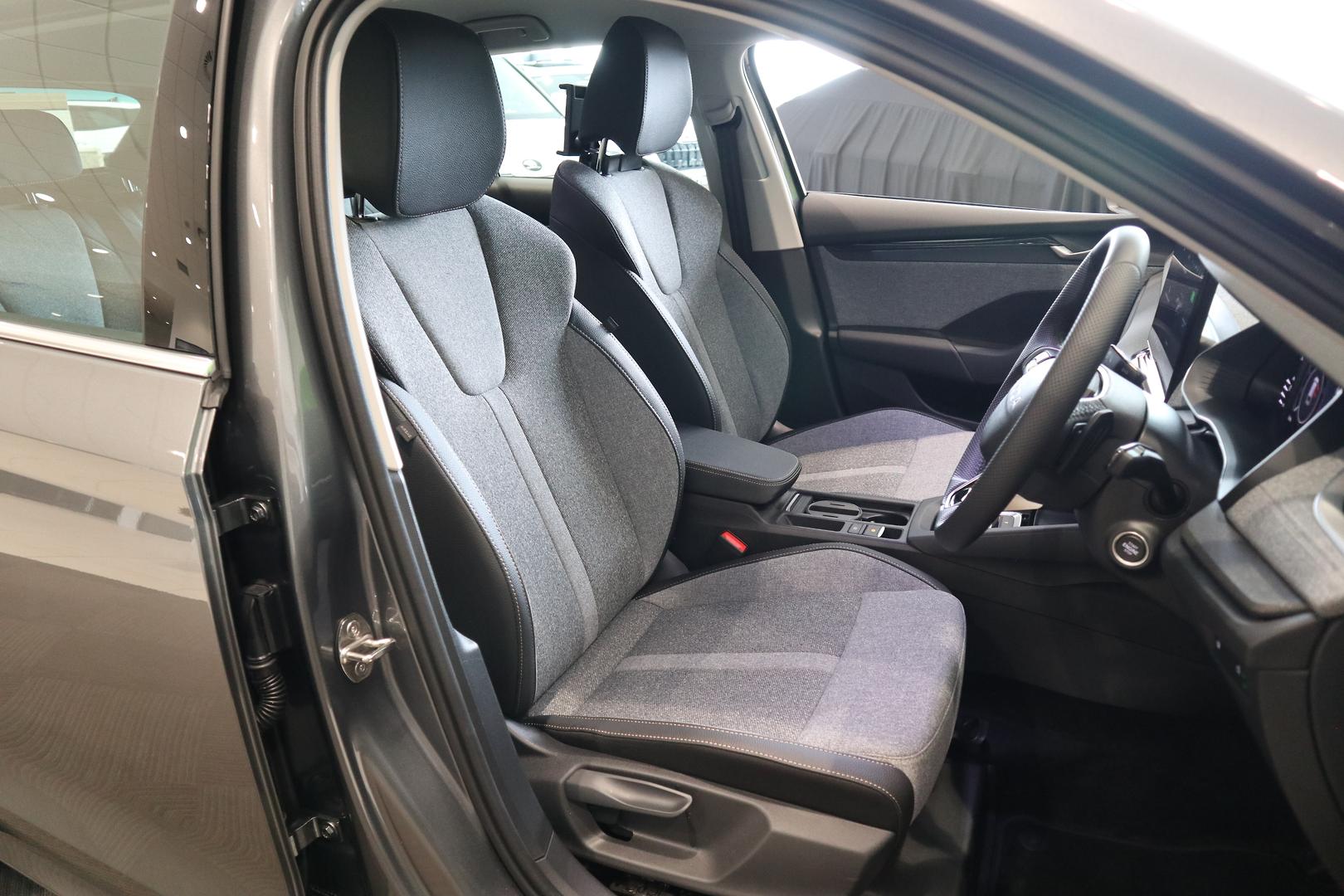 2026 SKODA Octavia Select mHEV — photo 14