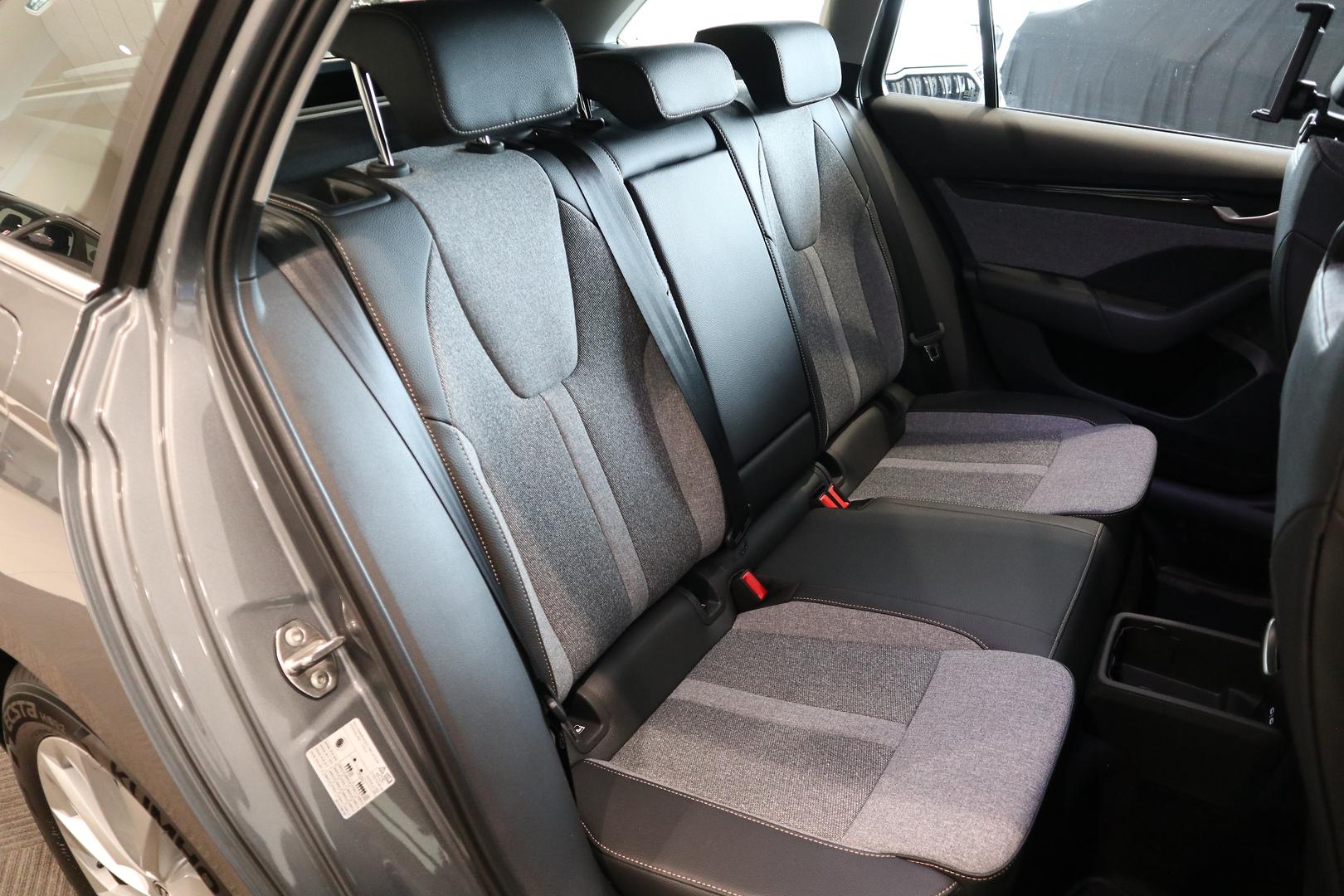 2026 SKODA Octavia Select mHEV — photo 16