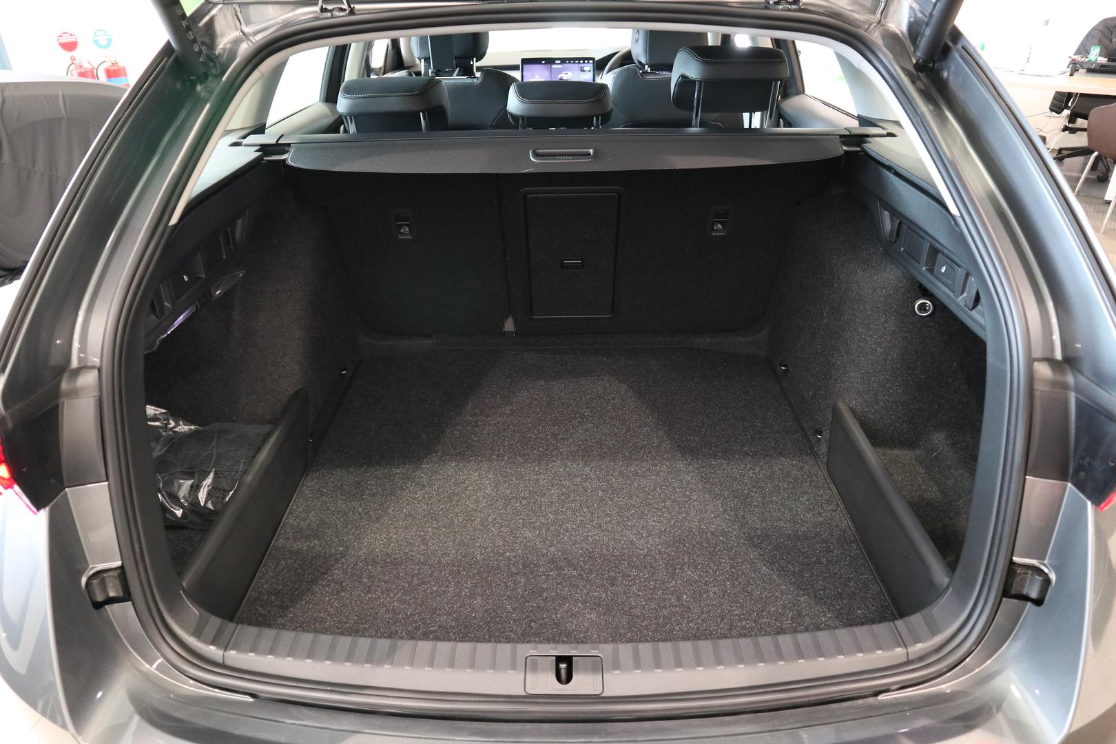 2026 SKODA Octavia Select mHEV — photo 17