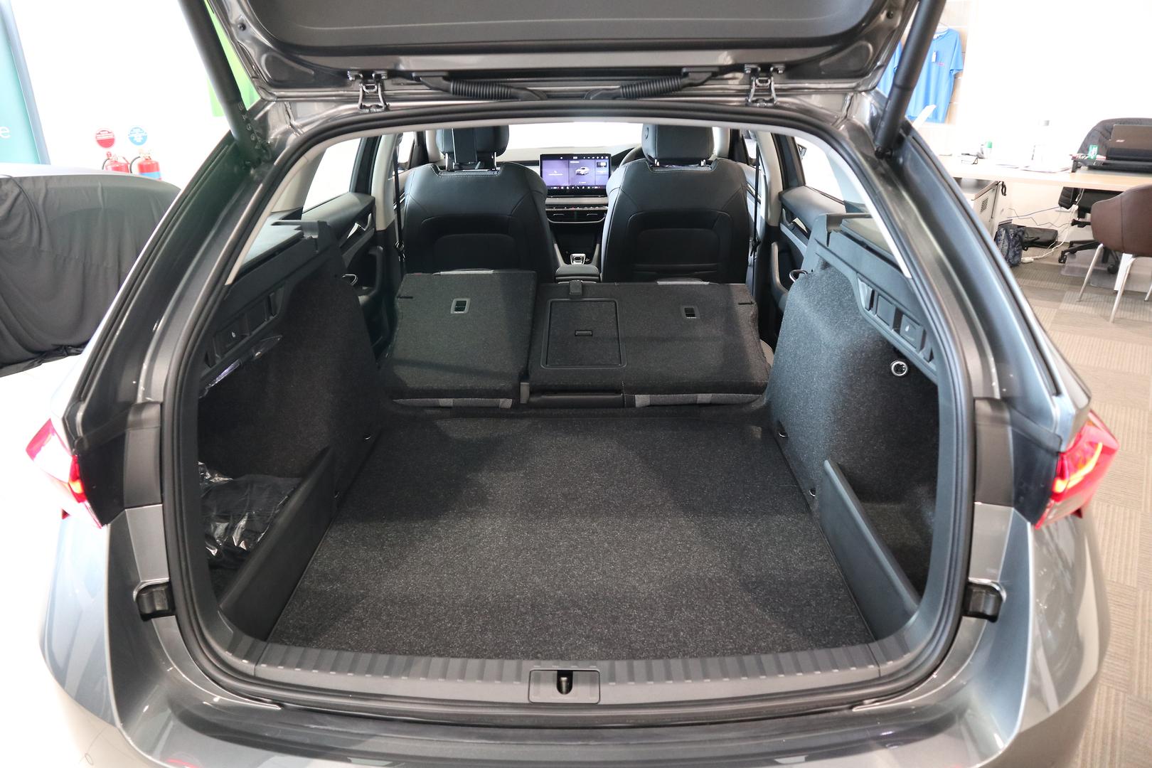 2026 SKODA Octavia Select mHEV — photo 18