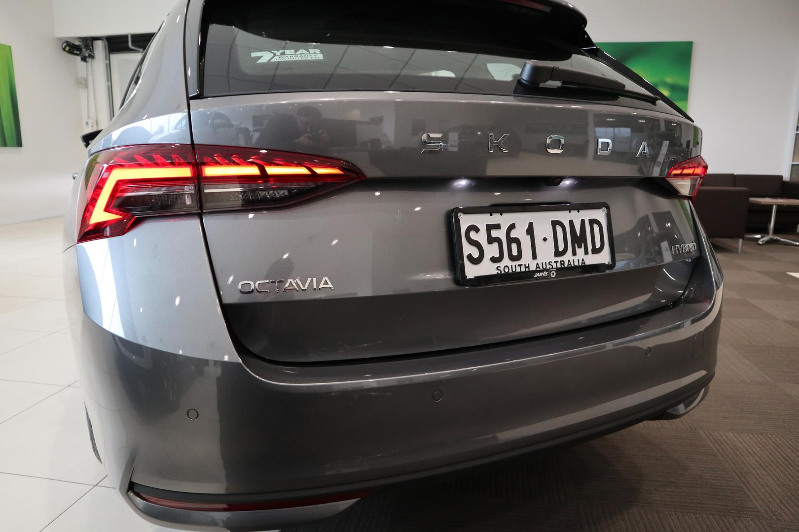 2026 SKODA Octavia Select mHEV — photo 23