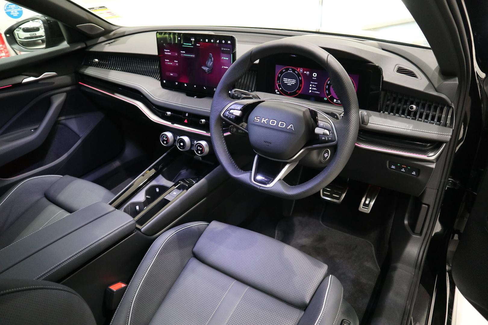 2026 SKODA Superb 195TSI Sportline — photo 12