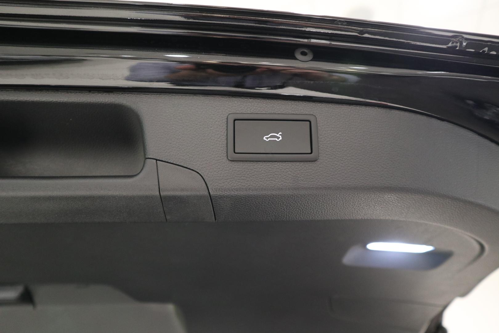 2026 SKODA Superb 195TSI Sportline — photo 24