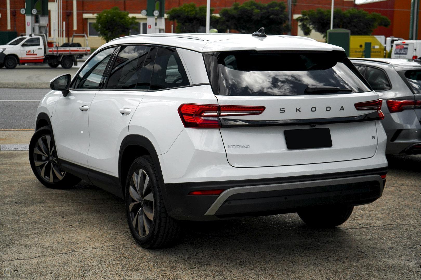 2026 SKODA Kodiaq Select PHEV — photo 6