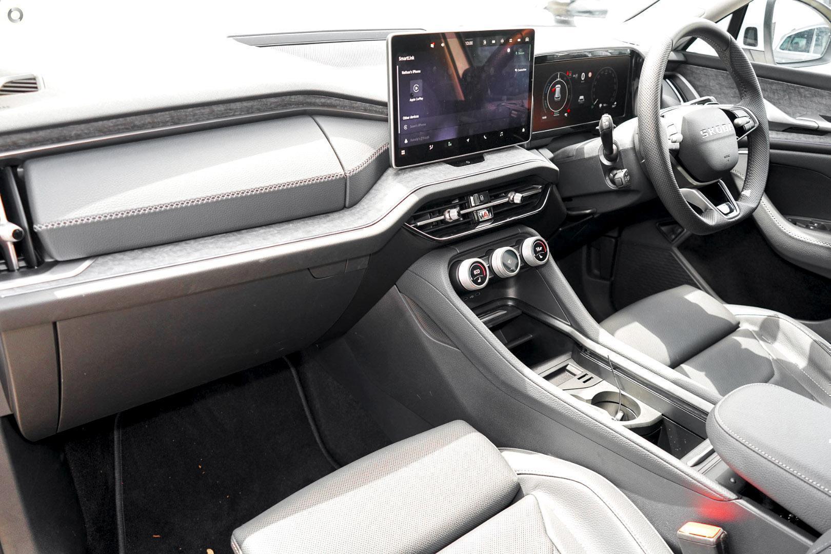 2026 SKODA Kodiaq Select PHEV — photo 8