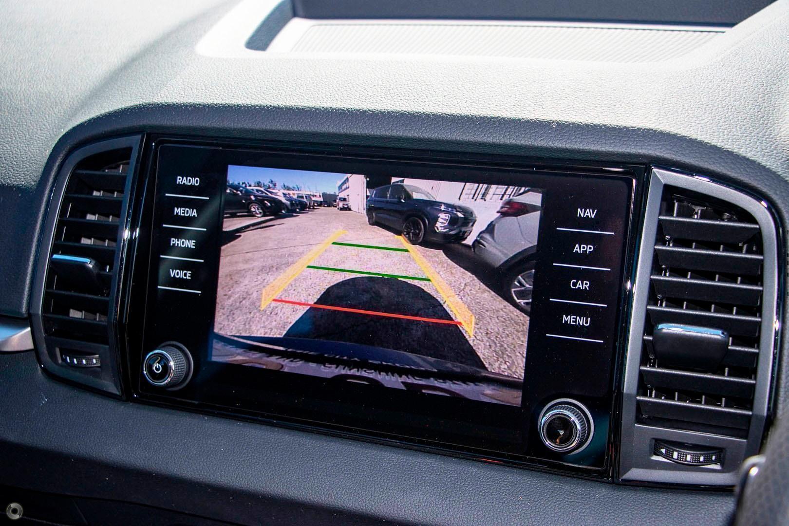 2026 SKODA Karoq 110TSI Select — photo 9