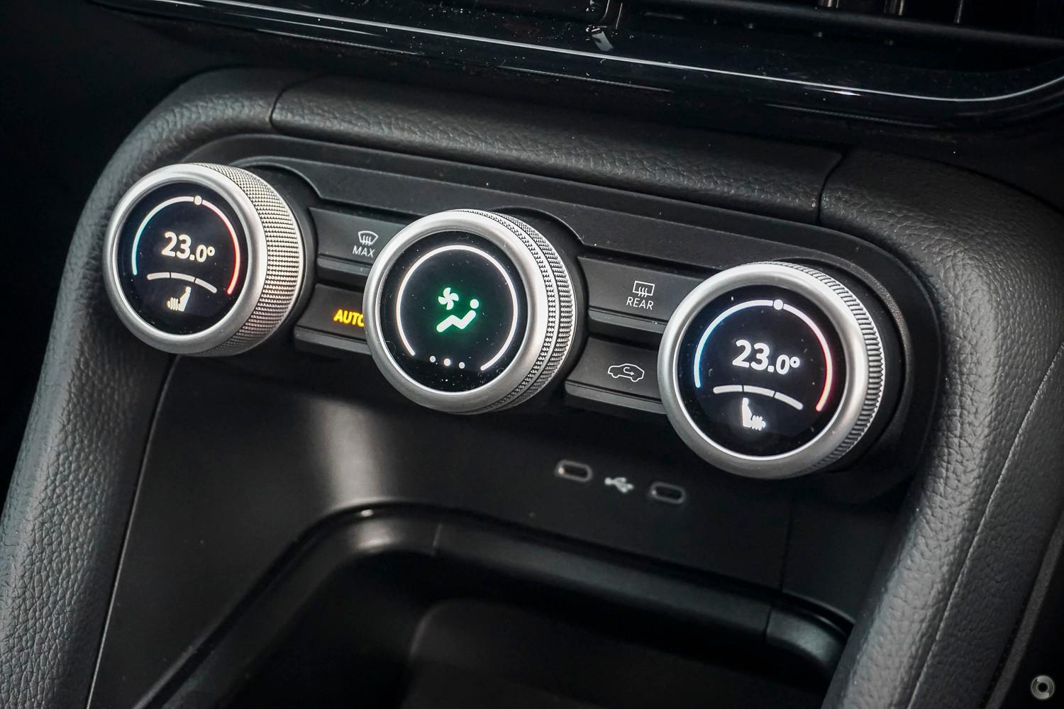 2026 SKODA Kodiaq Select mHEV — photo 15
