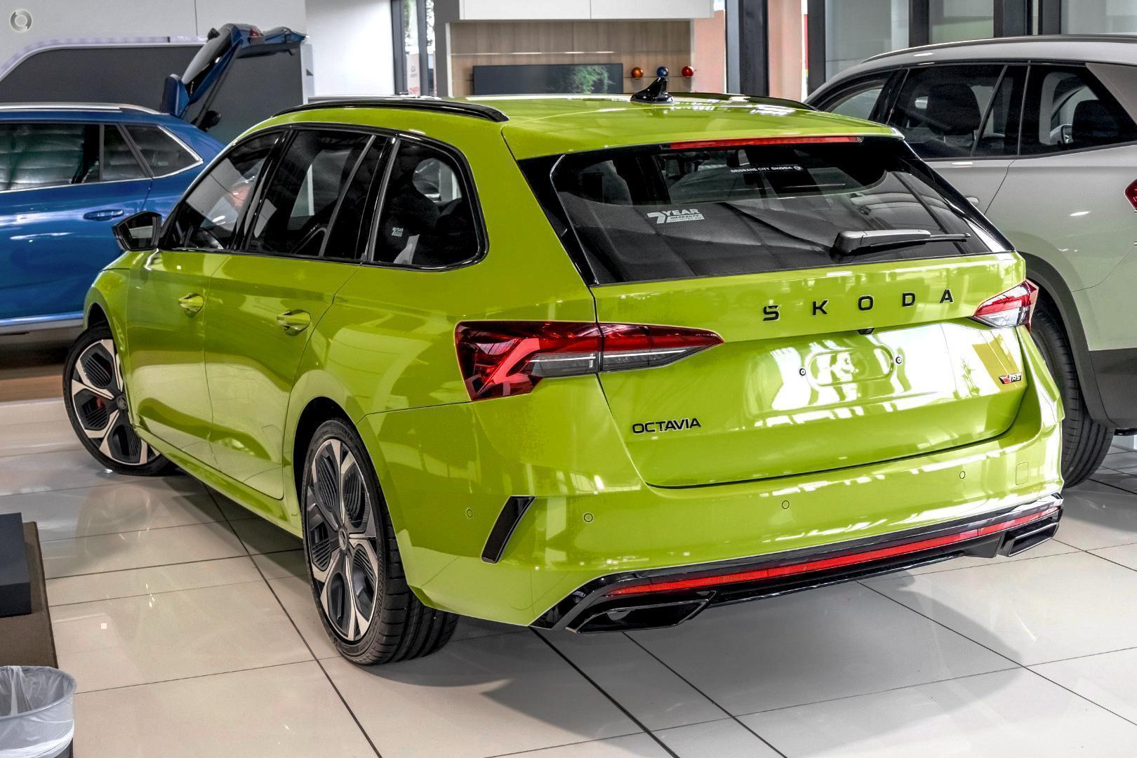 2026 SKODA Octavia RS — photo 8
