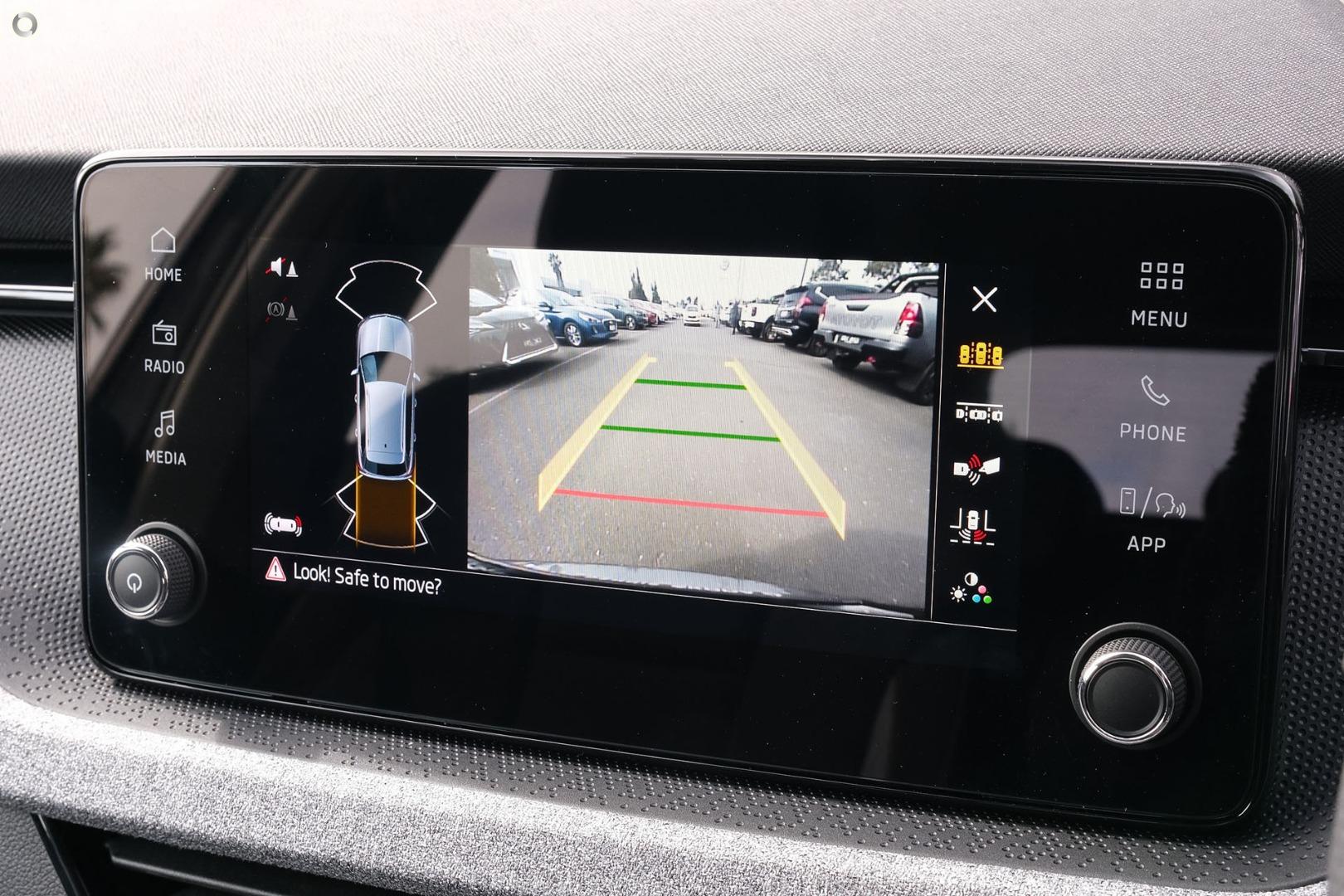 2026 SKODA Kamiq 85TSI Select — photo 10