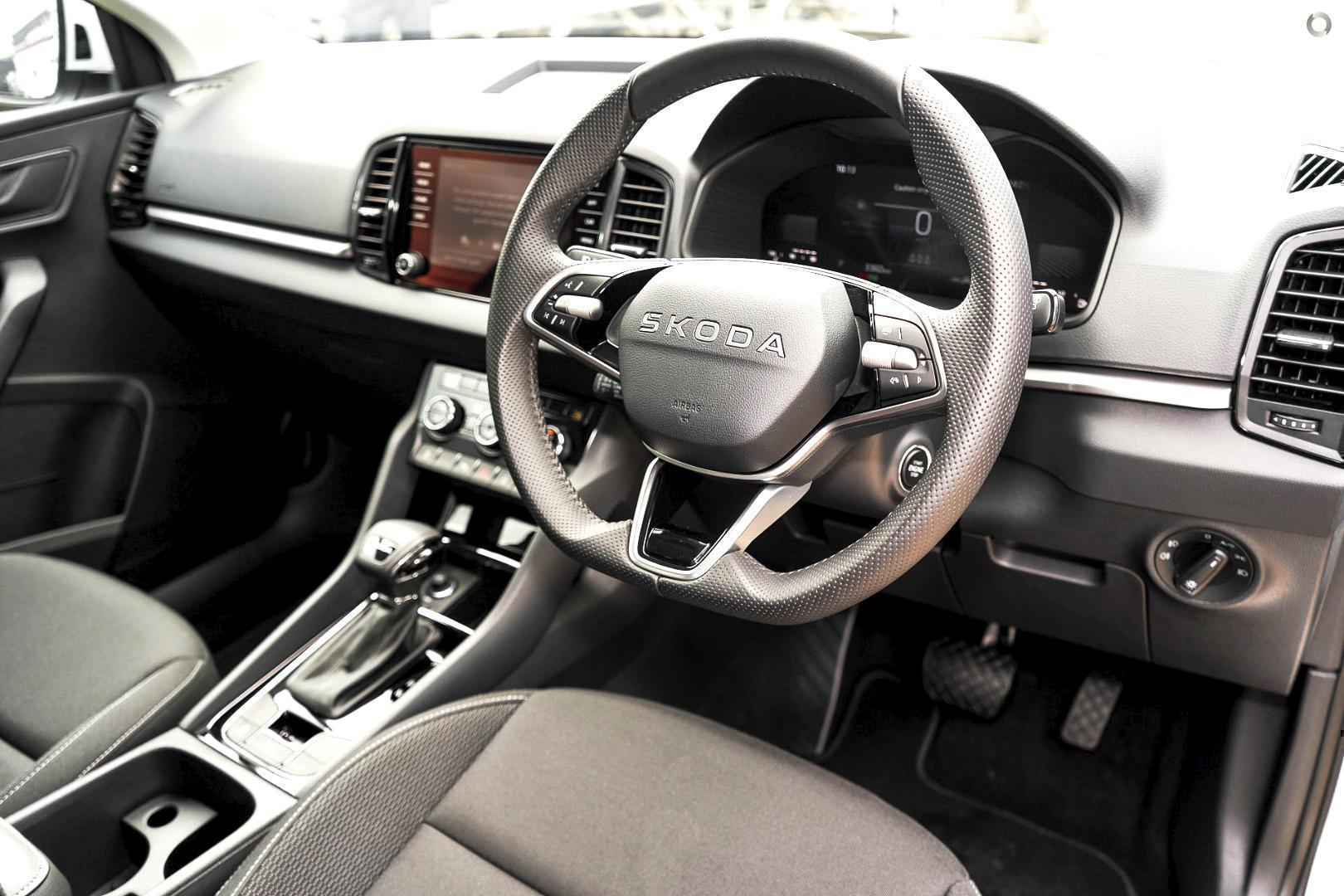 2026 SKODA Karoq 110TSI Select — photo 6