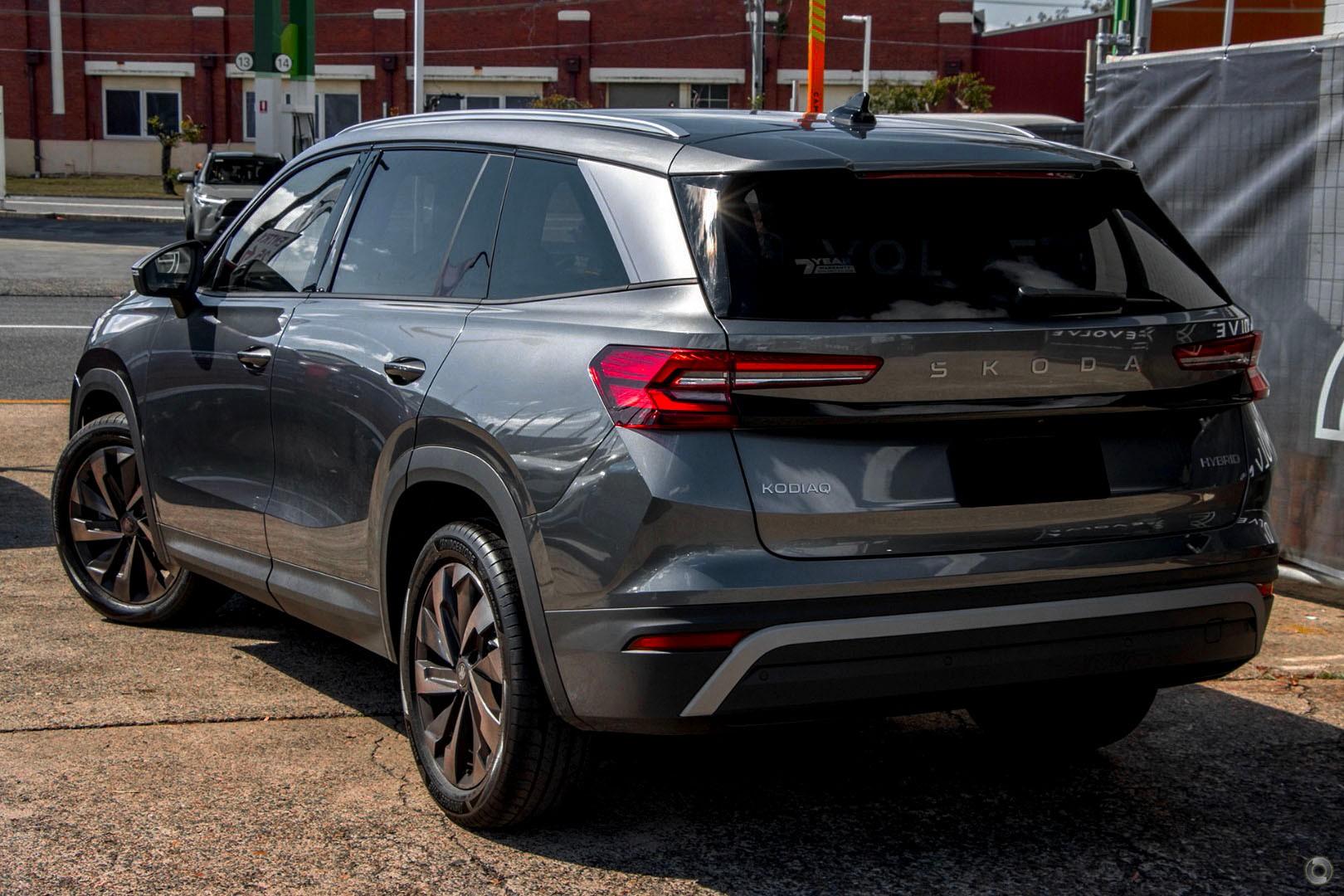2026 SKODA Kodiaq Select mHEV — photo 13