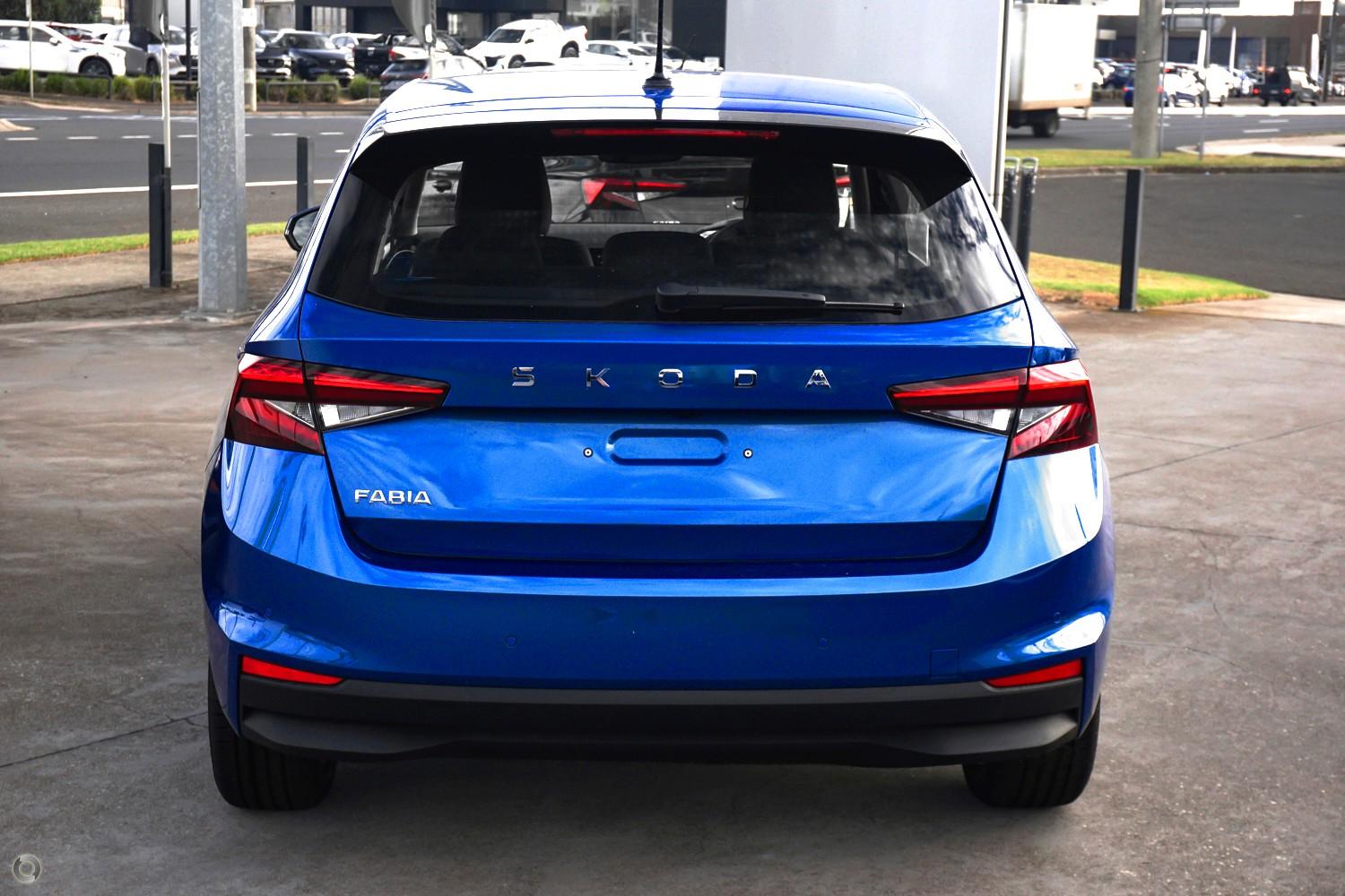 2026 SKODA Fabia 85TSI Select — photo 3